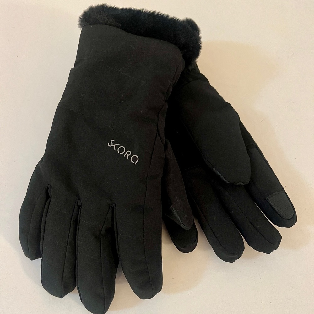 NWOT Skora Ski Gloves